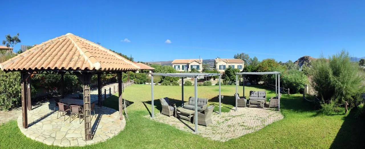A Casa D'Irene Apartment Mantzavinata Greece