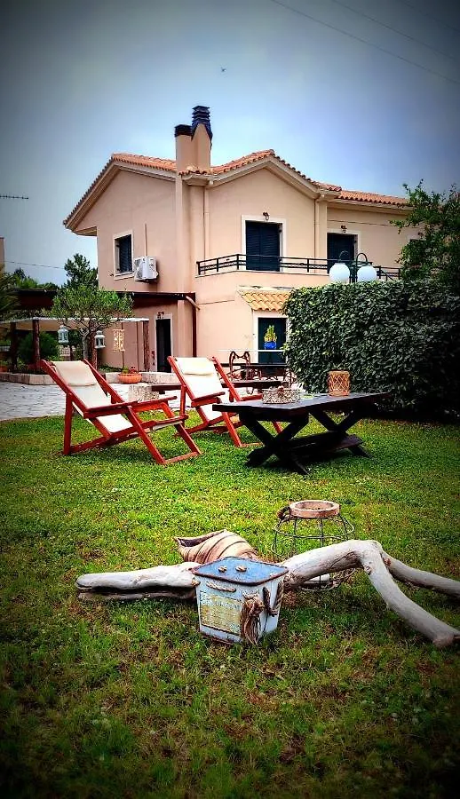 A Casa D'Irene Apartment Mantzavinata
