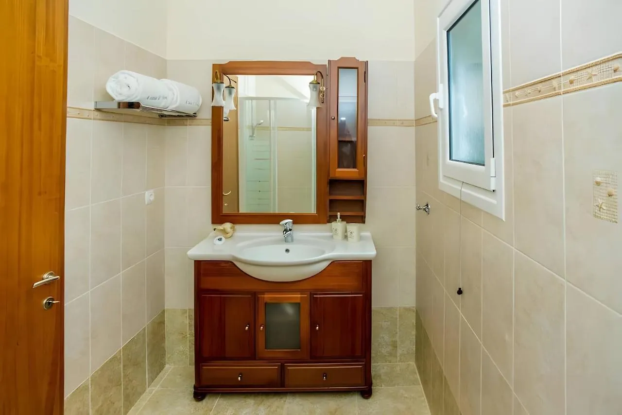 A Casa D'Irene Apartment Mantzavinata Greece
