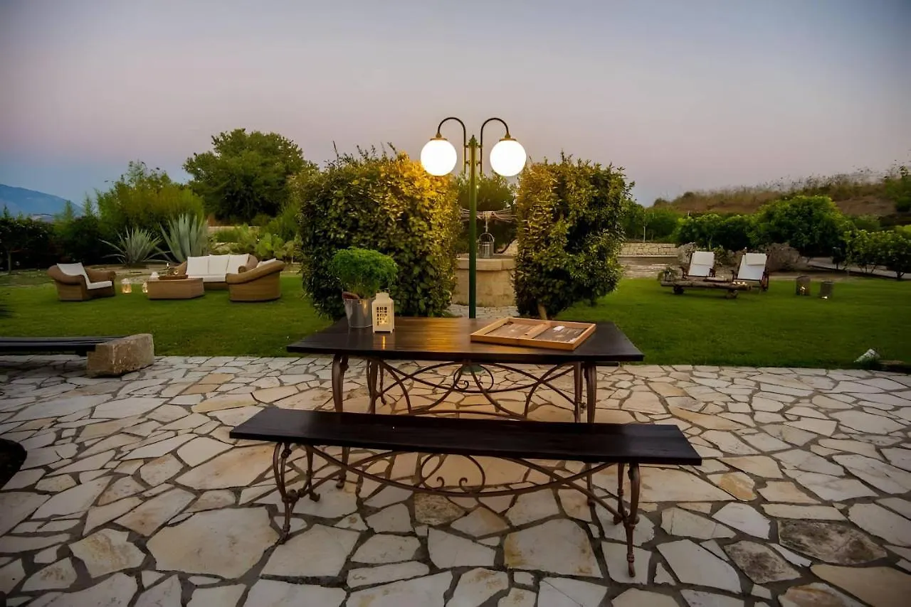 A Casa D'Irene Apartment Mantzavinata Greece