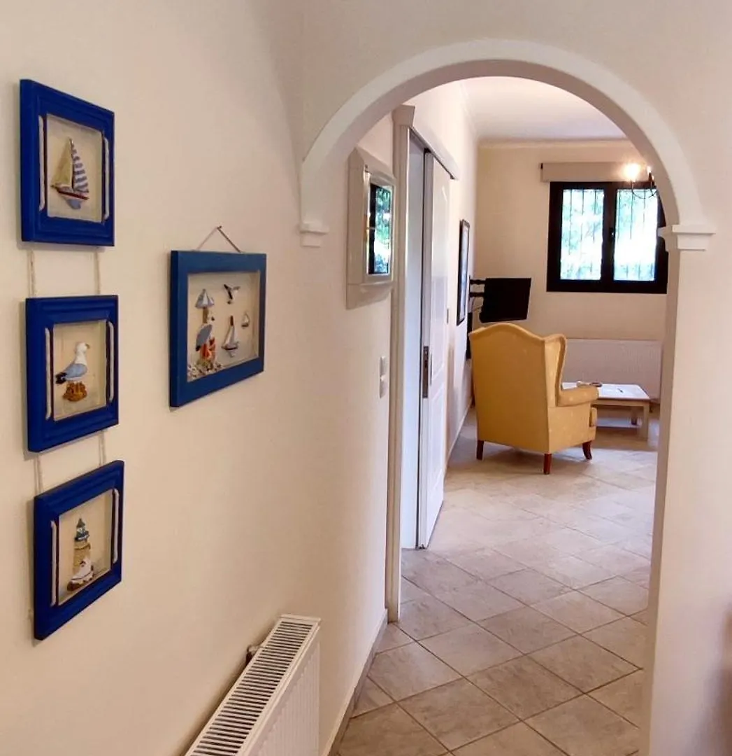 A Casa D'Irene Apartment Mantzavinata Greece