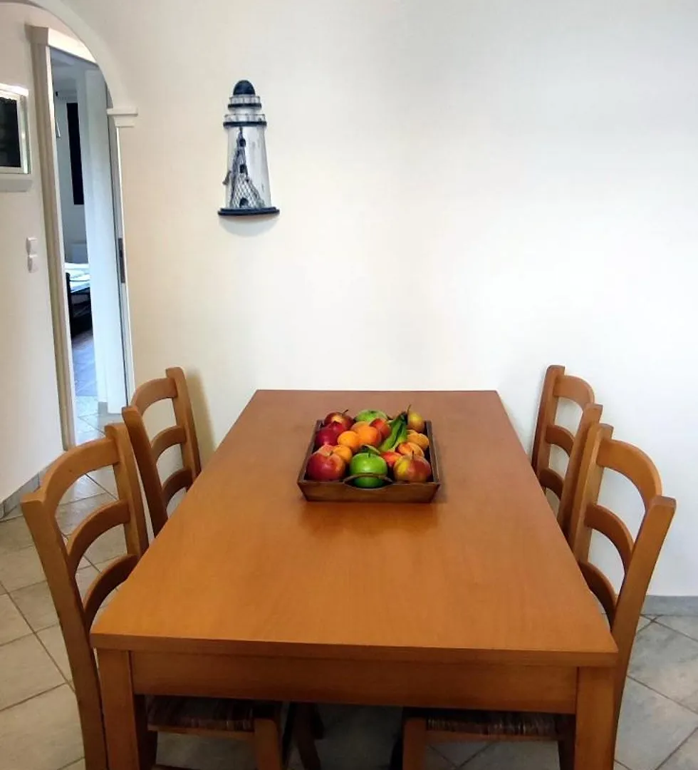 A Casa D'Irene Apartment Mantzavinata